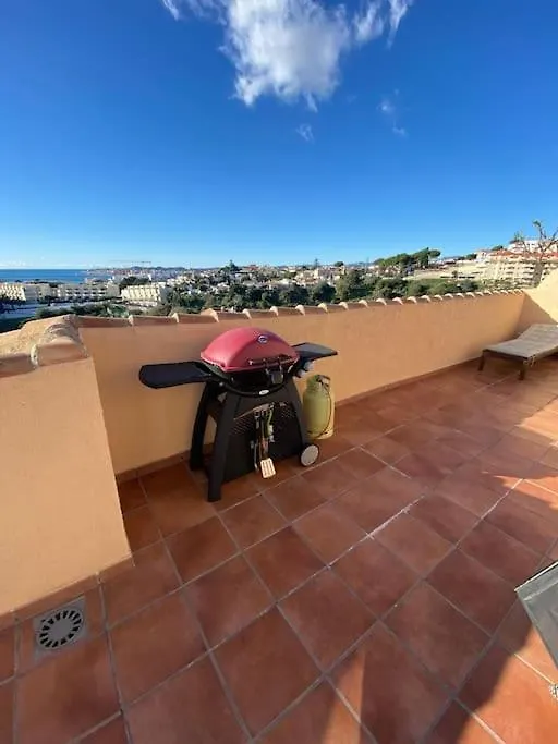 Carvajal, 2-Bedroom Sea View Penthouse Apt Fuengirola