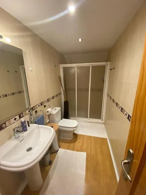 Апартаменты Carvajal, 2-Bedroom Sea View Penthouse Apt Фуэнхирола